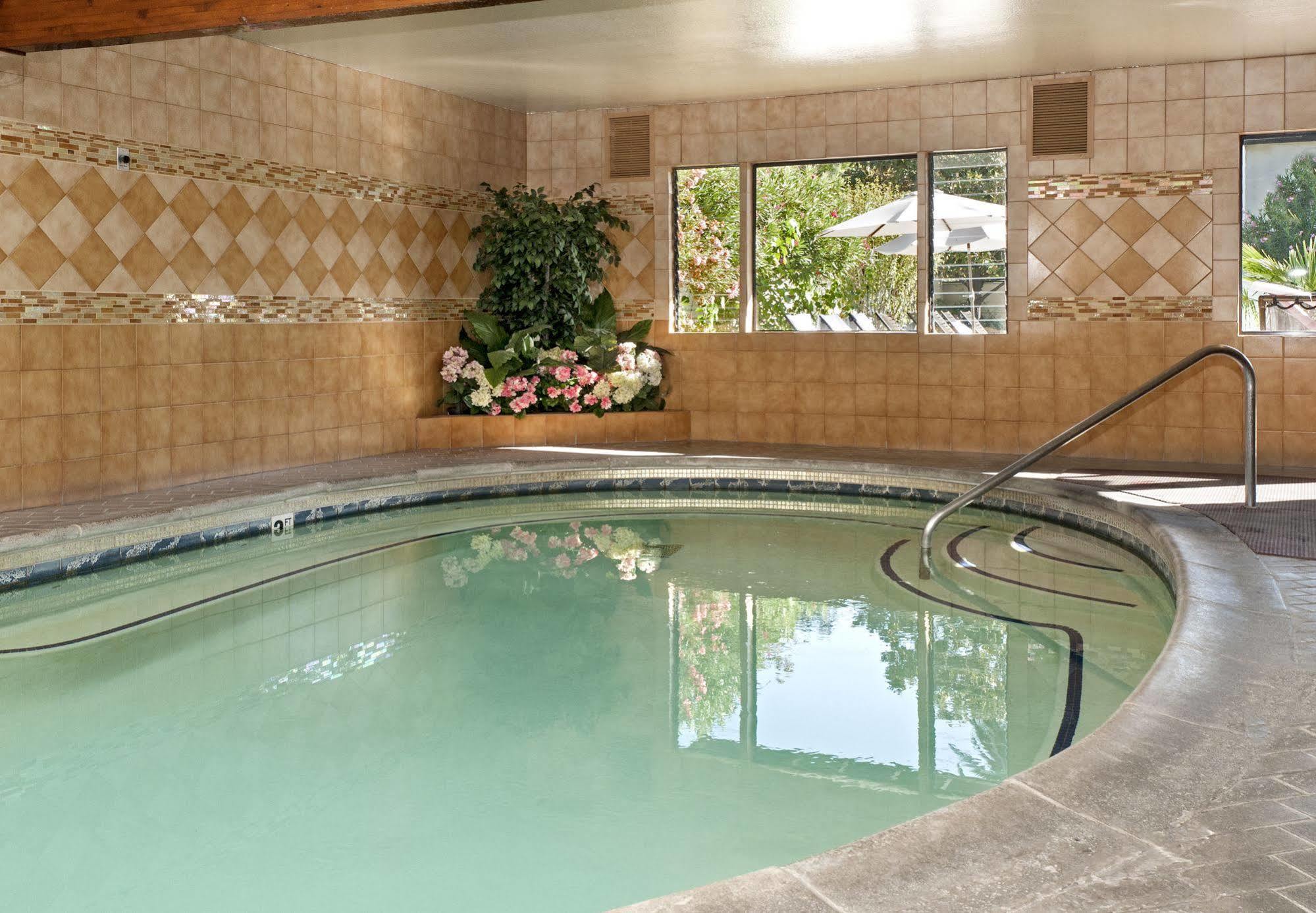 Roman Spa Resort Calistoga Exterior foto
